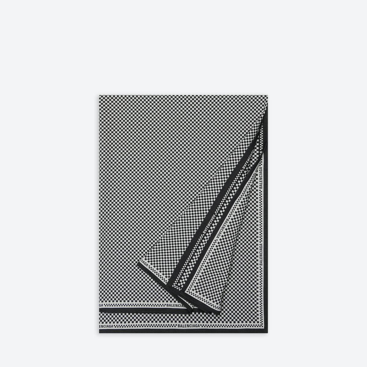balenciaga bed set